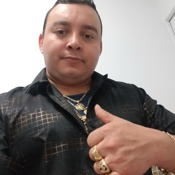 Meet your Posher, Jose - Picture 1 of 1